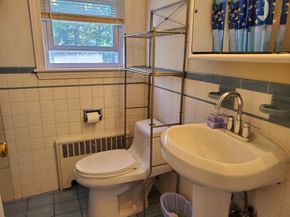 1696 Liberty St, Braintree MA 02184