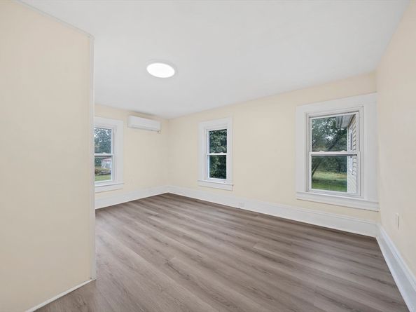 18 Aldrich Road, Bridgewater MA 02324