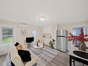 18 Aldrich Road, Bridgewater MA 02324
