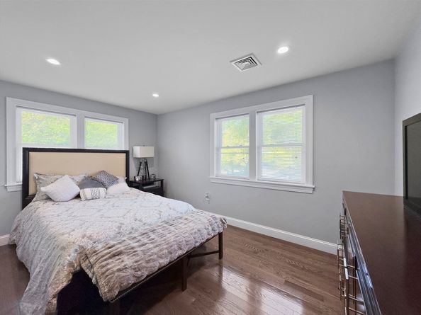 851 Forest St, North Andover MA 01845