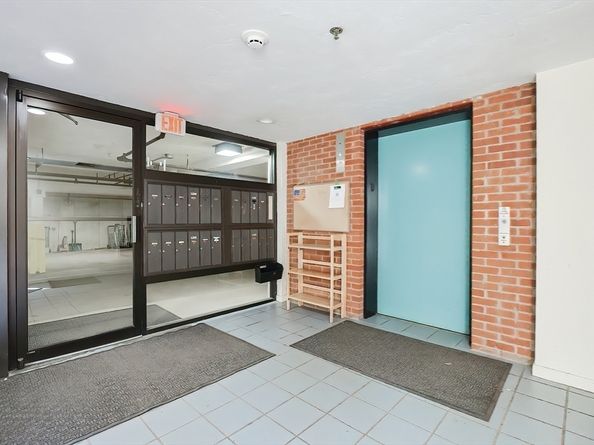 60 E Central St 204, Natick MA 01760