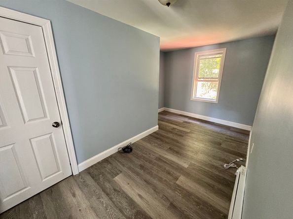 29 Fiske St, Southbridge MA 01550