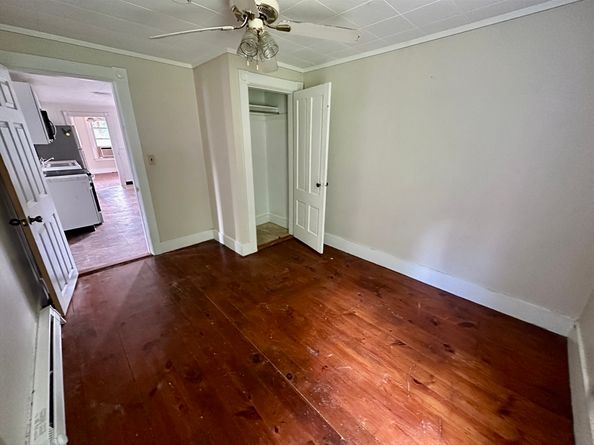 29 Fiske St, Southbridge MA 01550