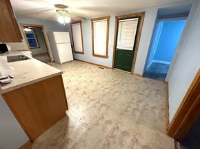 29 Fiske St, Southbridge MA 01550