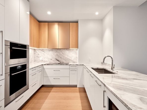 240 Devonshire Street U4614, Boston MA 02110