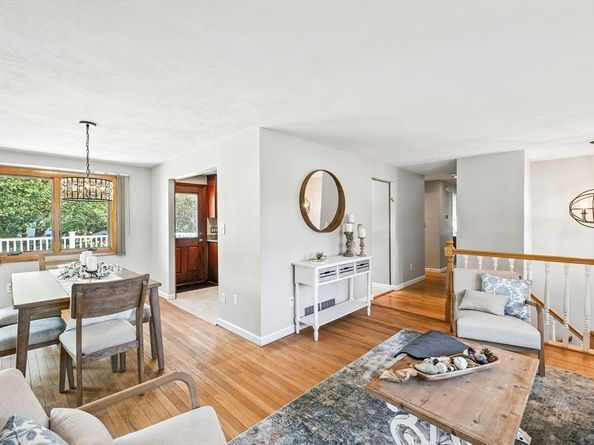 7 Market St, Peabody MA 01960