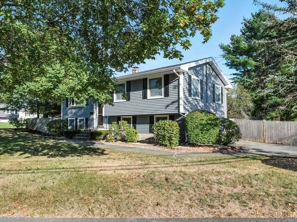7 Market St, Peabody MA 01960