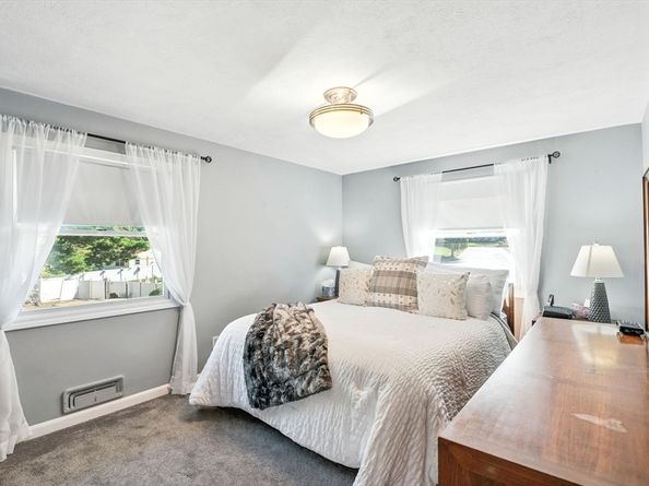 7 Market St, Peabody MA 01960
