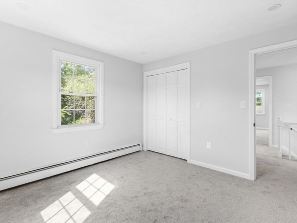 20 Barbara Circle, Woburn MA 01801