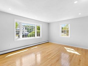 20 Barbara Circle, Woburn MA 01801