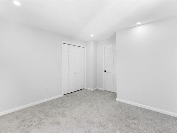 20 Barbara Circle, Woburn MA 01801
