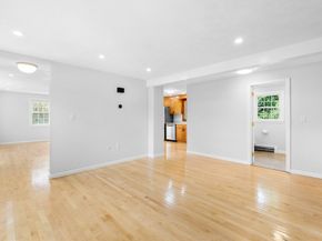 20 Barbara Circle, Woburn MA 01801