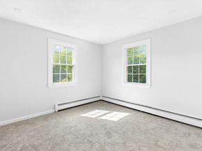 20 Barbara Circle, Woburn MA 01801