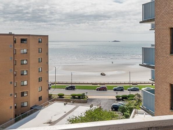 300 Lynn Shore Dr 807, Lynn MA 01902