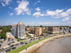 300 Lynn Shore Dr 807, Lynn MA 01902