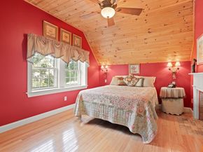 277 School St, Whitman MA 02382