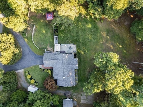 164 Plymouth St, Halifax MA 02338