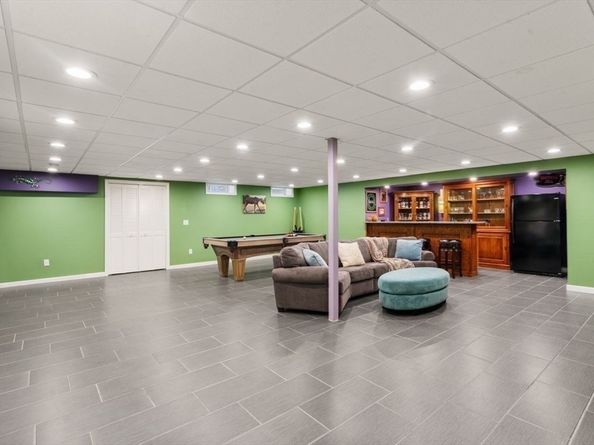 164 Plymouth St, Halifax MA 02338