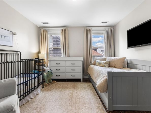 42 Harborview Ave 2, Winthrop MA 02152