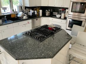7 Homeland Cir, Saugus MA 01906