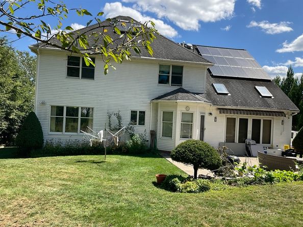 7 Homeland Cir, Saugus MA 01906