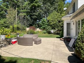 7 Homeland Cir, Saugus MA 01906