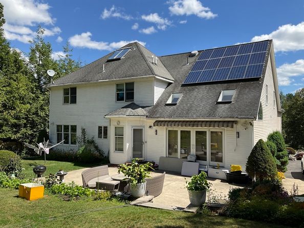 7 Homeland Cir, Saugus MA 01906