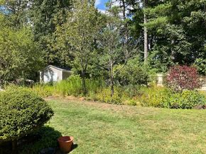 7 Homeland Cir, Saugus MA 01906