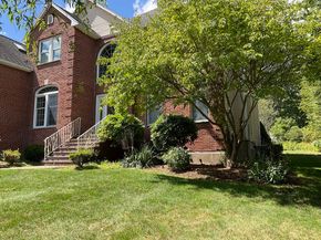 7 Homeland Cir, Saugus MA 01906