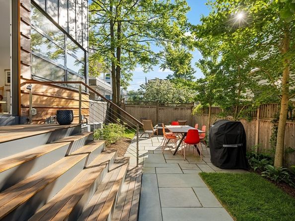 137 Walden St 137, Cambridge MA 02140