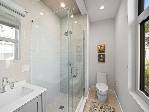 137 Walden St 137, Cambridge MA 02140