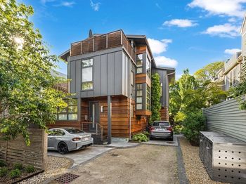 137 Walden St