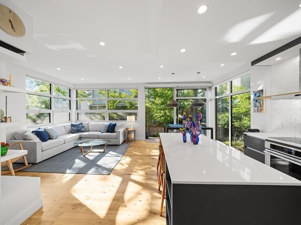 137 Walden St 137, Cambridge MA 02140