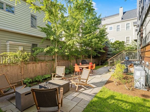 137 Walden St 137, Cambridge MA 02140