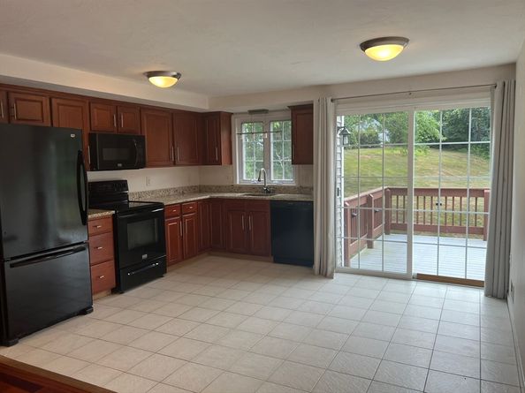 11 1/2 Carroll Rd. B, Grafton MA 01536