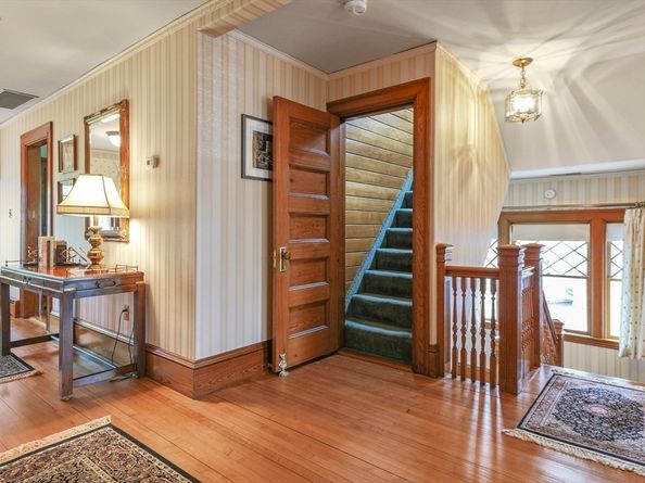 6 Tidd Ave, Woburn MA 01801
