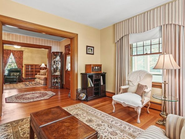 6 Tidd Ave, Woburn MA 01801