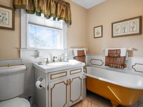 6 Tidd Ave, Woburn MA 01801