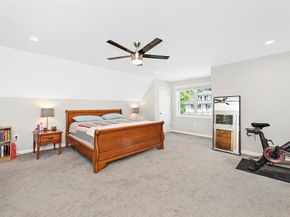48 Old Elm St, Billerica MA 01862