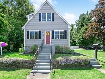 48 Old Elm St