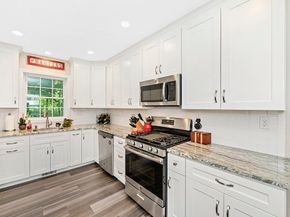 48 Old Elm St, Billerica MA 01862
