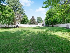 48 Old Elm St, Billerica MA 01862
