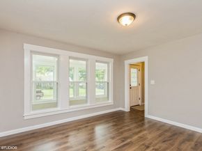 386 Matfield St, West Bridgewater MA 02379