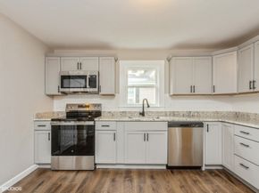 386 Matfield St, West Bridgewater MA 02379