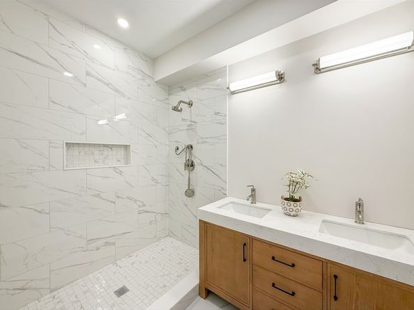 667 Tremont Street PH, Boston MA 02118