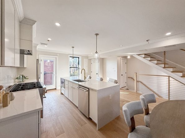 667 Tremont Street PH, Boston MA 02118