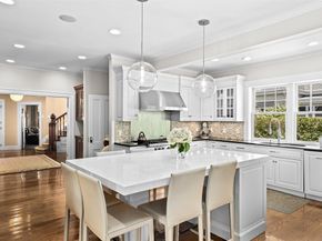 11 Beach St, Cohasset MA 02025