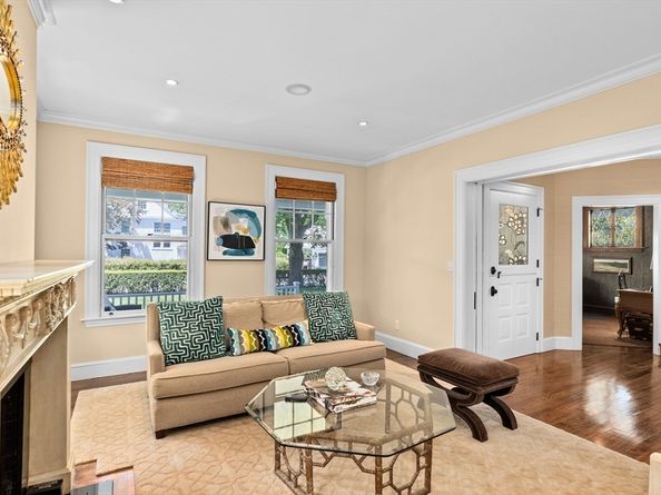 11 Beach St, Cohasset MA 02025