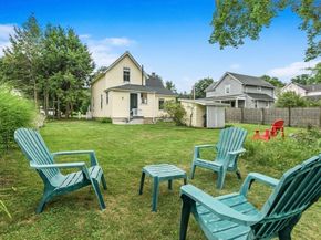 62 Crest St, Concord MA 01742