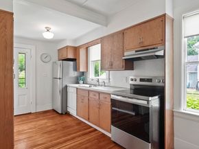 62 Crest St, Concord MA 01742